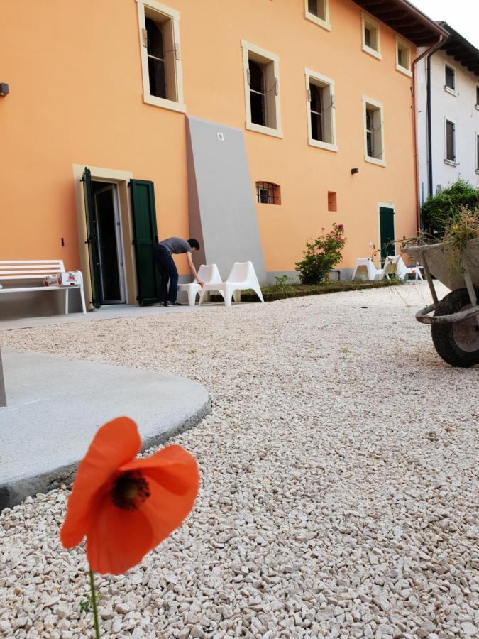 Ferienwohnung La Casa Di Edone Monzambano Exterior foto