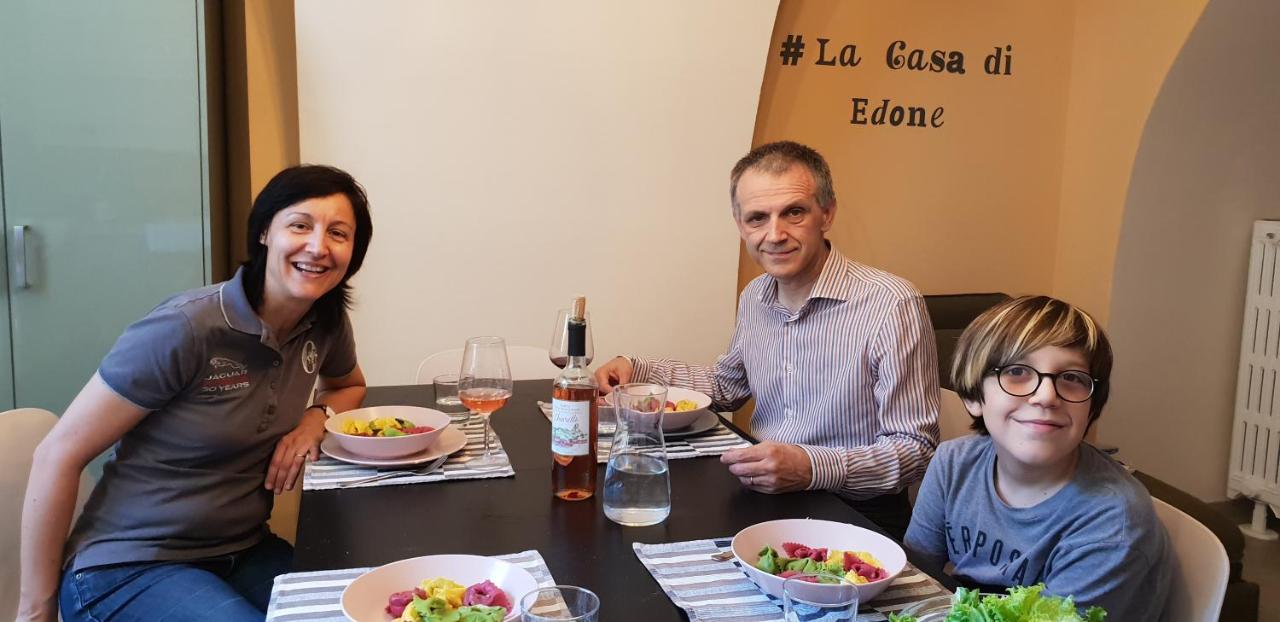Ferienwohnung La Casa Di Edone Monzambano Exterior foto