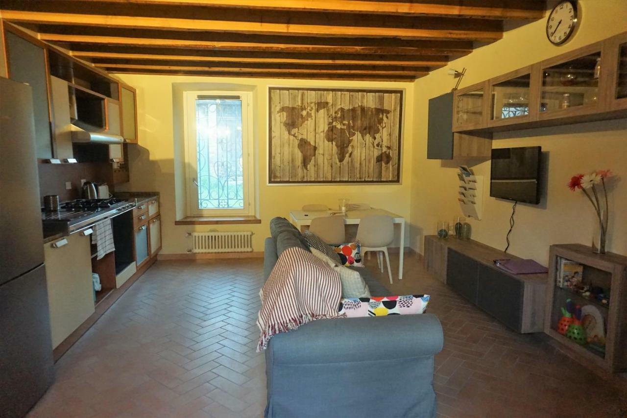 Ferienwohnung La Casa Di Edone Monzambano Exterior foto