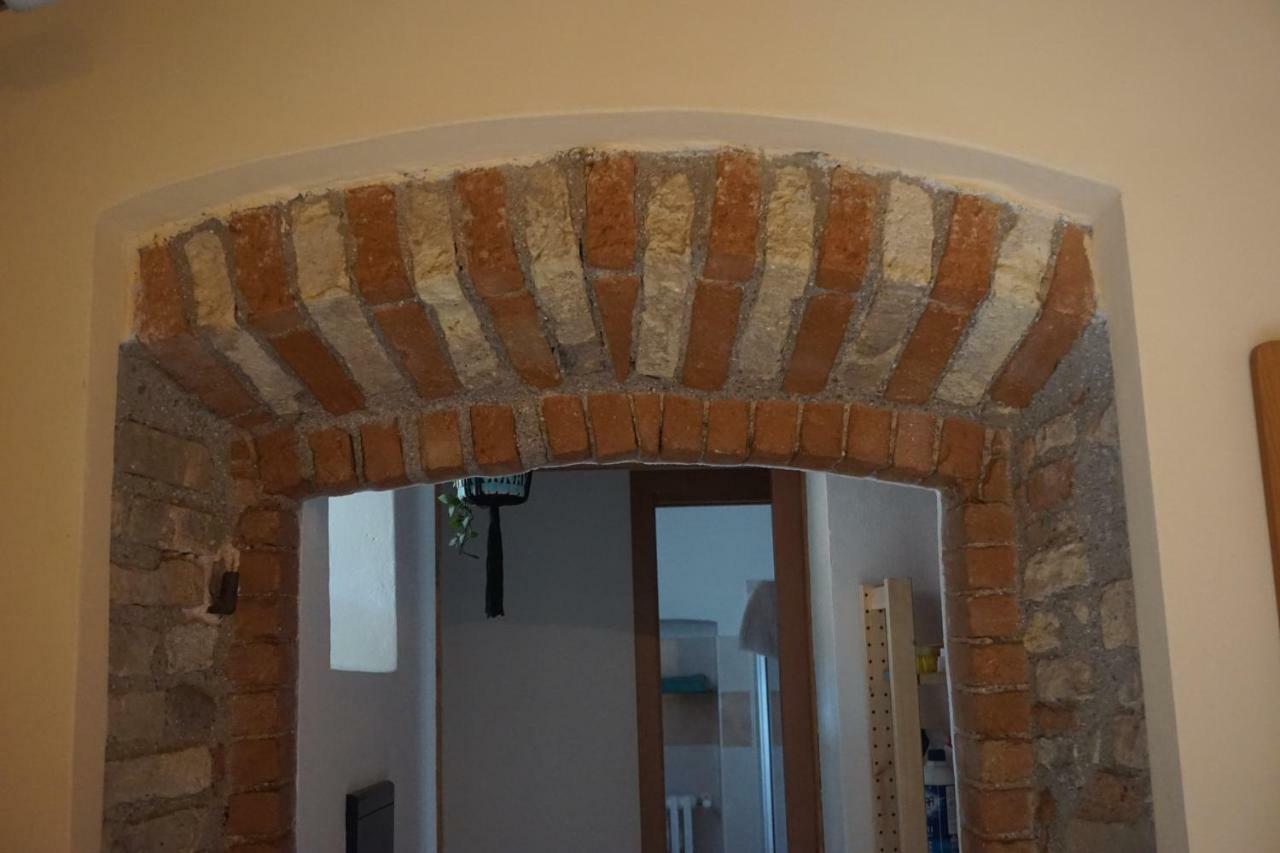 Ferienwohnung La Casa Di Edone Monzambano Exterior foto